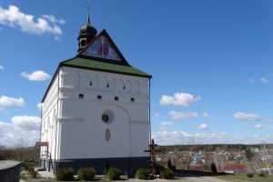 Покрова в Холодному Яру: Петропавлівська церква, Чигирин